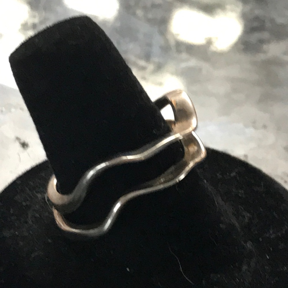 Silver Wavy Ring 925